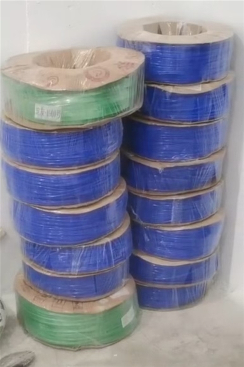 批发出售窗户蓝色硅胶胶条，高中低档，假一赔十